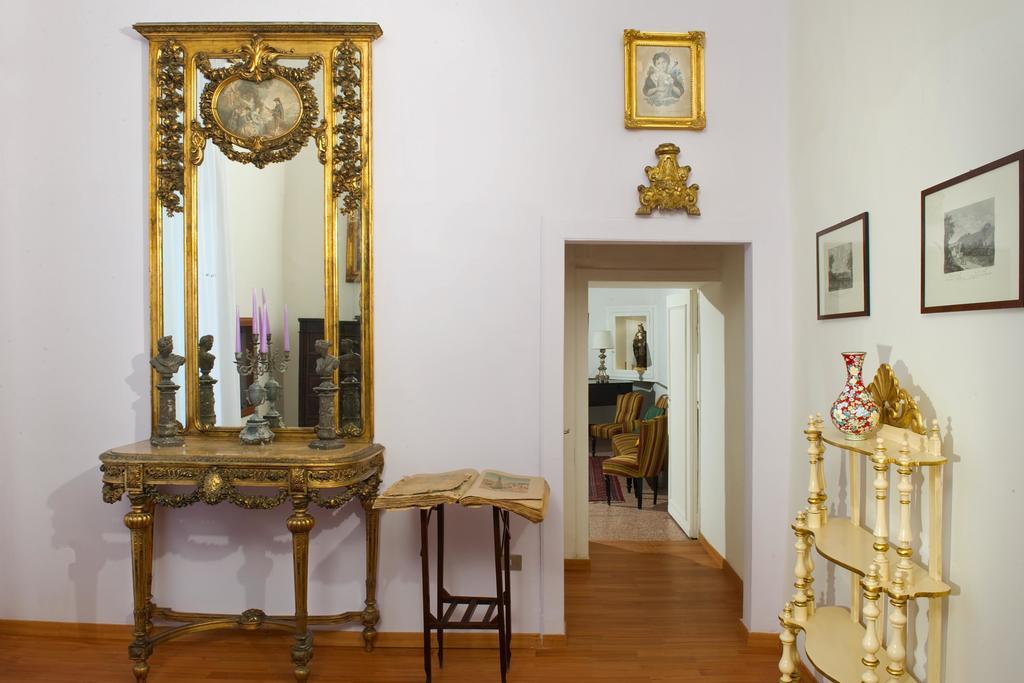 Domus Decumana Lejlighed Napoli Værelse billede